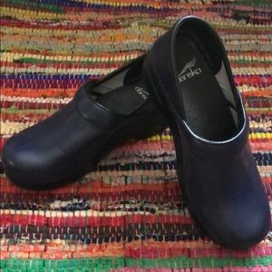 Clogs